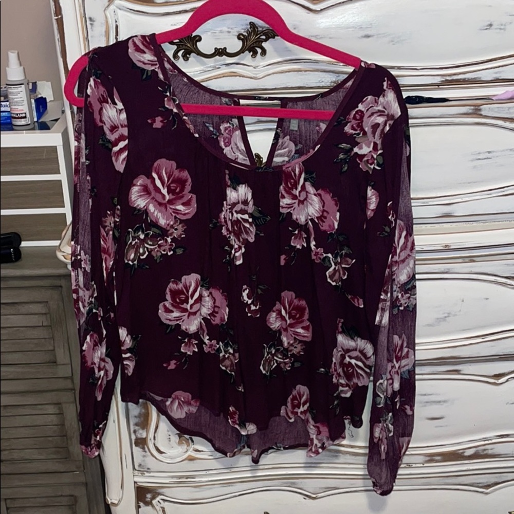 open sleeve rose top
